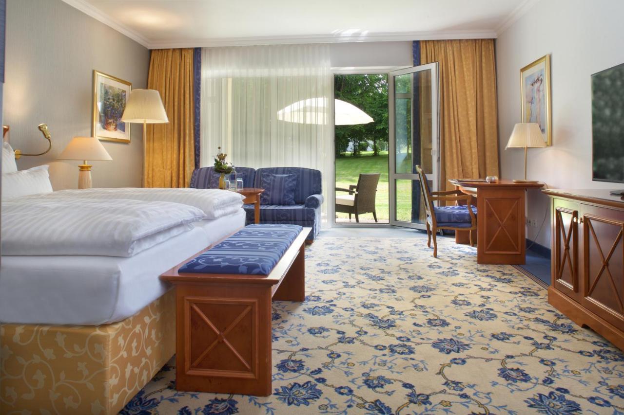 Steigenberger Hotel Der Sonnenhof บาดวือริสโฮเฟิน ภายนอก รูปภาพ