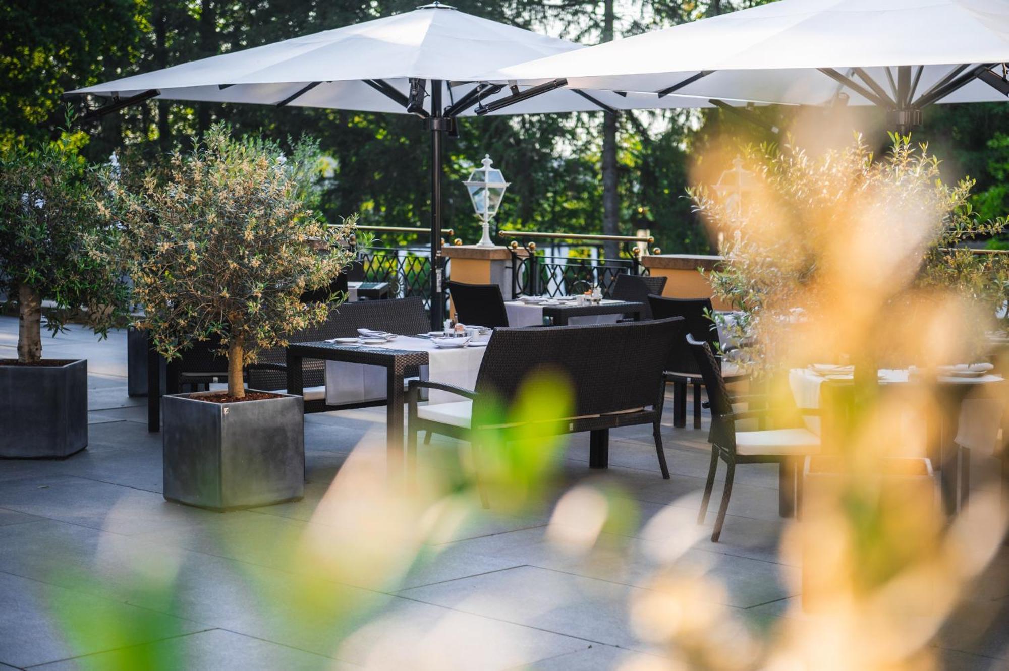 Steigenberger Hotel Der Sonnenhof บาดวือริสโฮเฟิน ภายนอก รูปภาพ