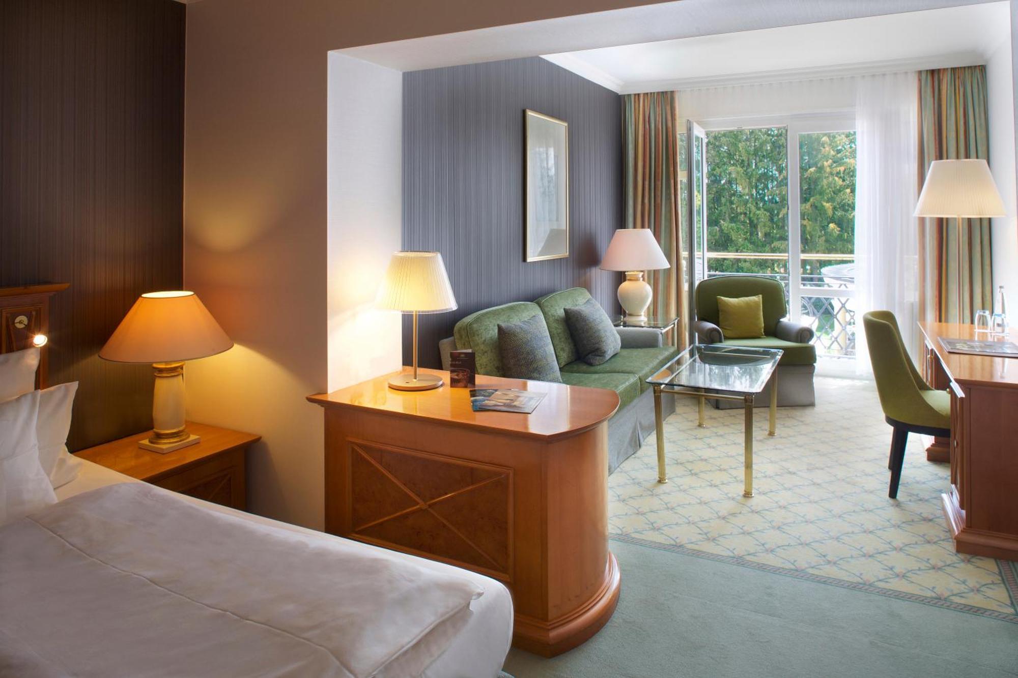 Steigenberger Hotel Der Sonnenhof บาดวือริสโฮเฟิน ภายนอก รูปภาพ