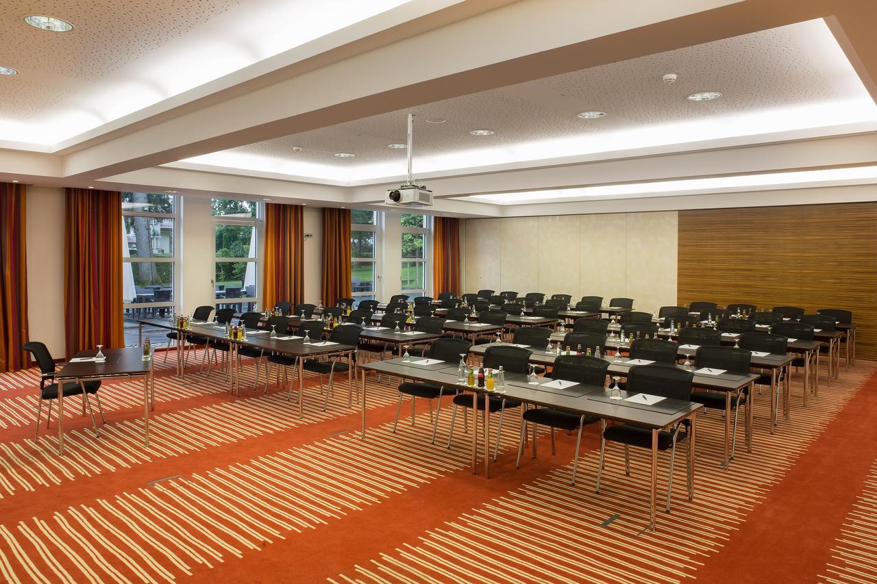 Steigenberger Hotel Der Sonnenhof บาดวือริสโฮเฟิน ภายนอก รูปภาพ