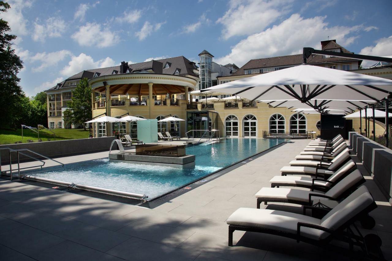 Steigenberger Hotel Der Sonnenhof บาดวือริสโฮเฟิน ภายนอก รูปภาพ